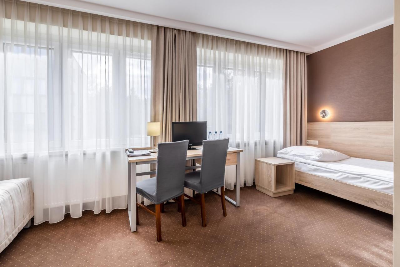 Hotel Lesny Bialystok Exterior photo
